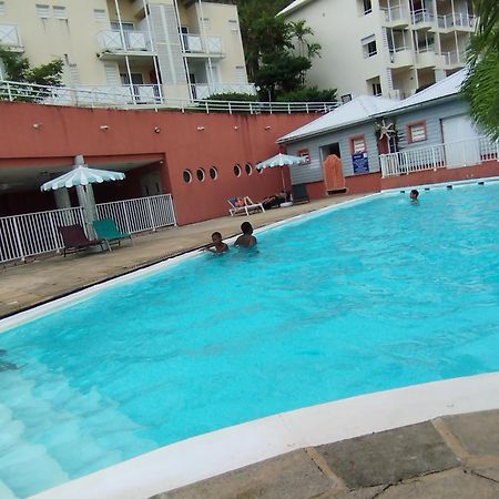 Location Saisonniere Vue Mer A Tartane La Trinite Bagian luar foto